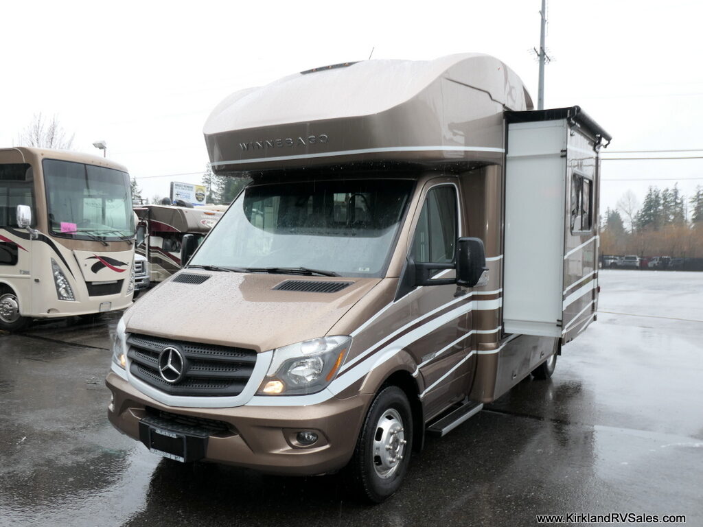 2019 Winnebago NAVION 24V Class-C, Twin Beds, Mercedes Sprinter, Full Paint!-Image