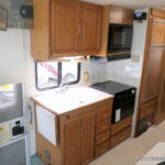 2000 Itasca SUNRISE 26P SE Class-A, By Winnebago, Leveling Jacks, Lithiums and Solar!-Thumbnail