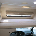 2005 Four Winds CHATEAU 31P Class-C, Slide-Out, Low Miles, Hydraulic Jacks-Thumbnail