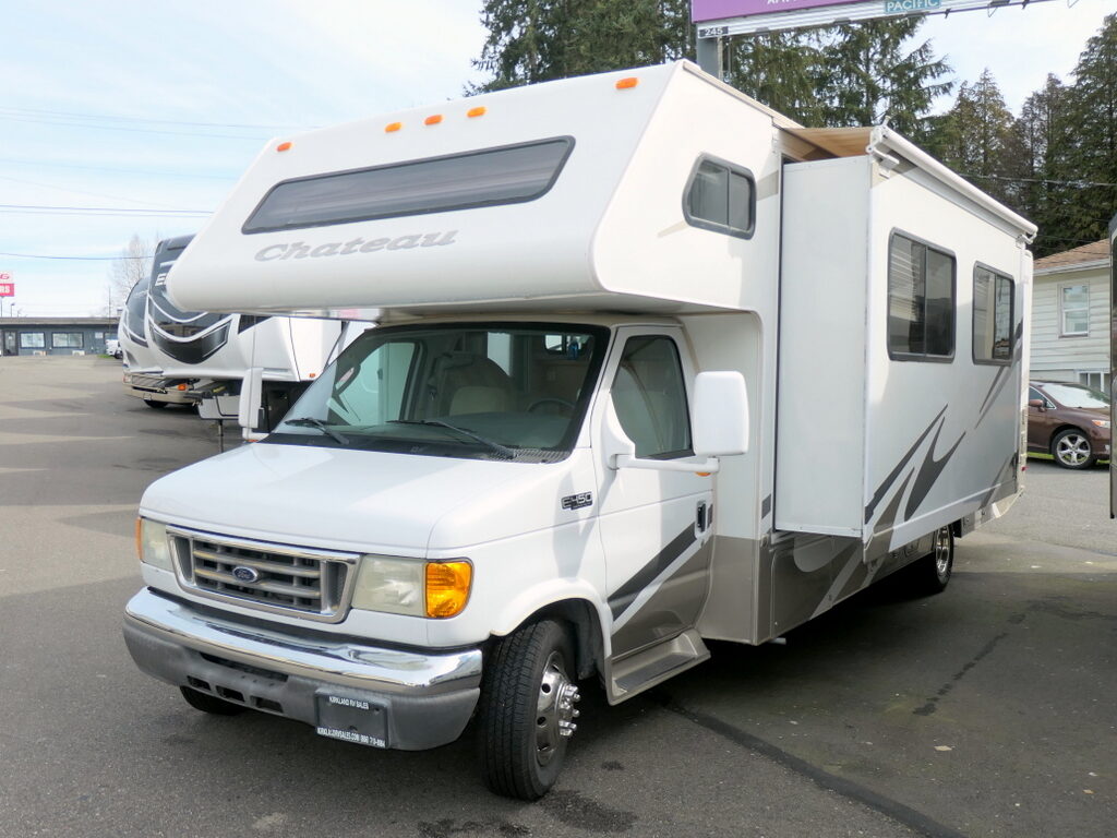 2005 Four Winds CHATEAU 31P Class-C, Slide-Out, Low Miles, Hydraulic Jacks-Image