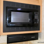 2005 Four Winds CHATEAU 31P Class-C, Slide-Out, Low Miles, Hydraulic Jacks-Thumbnail