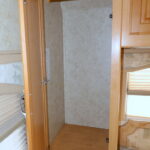 2005 Four Winds CHATEAU 31P Class-C, Slide-Out, Low Miles, Hydraulic Jacks-Thumbnail