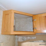 2005 Four Winds CHATEAU 31P Class-C, Slide-Out, Low Miles, Hydraulic Jacks-Thumbnail