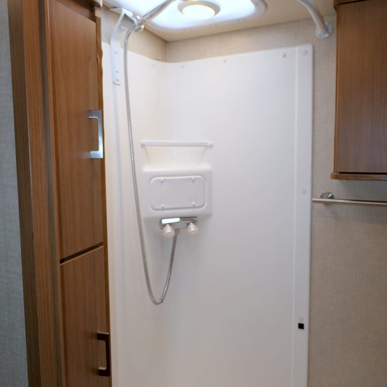 2014 Winnebago VIEW Profile 24G Class-B+, 2-Slide-Outs, Full Body Paint, Jacks!-Image