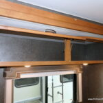 2016 Winnebago MINNIE WINNIE 31K Class-C, Slide-Out, Low Miles, Thermal Windows-Thumbnail