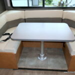 2016 Winnebago MINNIE WINNIE 31K Class-C, Slide-Out, Low Miles, Thermal Windows-Thumbnail