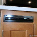 2016 Winnebago MINNIE WINNIE 31K Class-C, Slide-Out, Low Miles, Thermal Windows-Thumbnail