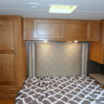 2016 Winnebago MINNIE WINNIE 31K Class-C, Slide-Out, Low Miles, Thermal Windows-Thumbnail