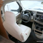 2016 Winnebago MINNIE WINNIE 31K Class-C, Slide-Out, Low Miles, Thermal Windows-Thumbnail