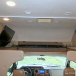 2017 Thor CHATEAU 31W Class-C, Full-Wall Slide-Out, Auto-Leveling, Low Miles-Thumbnail