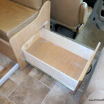 2017 Thor CHATEAU 31W Class-C, Full-Wall Slide-Out, Auto-Leveling, Low Miles-Thumbnail