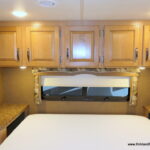 2017 Thor CHATEAU 31W Class-C, Full-Wall Slide-Out, Auto-Leveling, Low Miles-Thumbnail