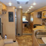 2017 Thor CHATEAU 31W Class-C, Full-Wall Slide-Out, Auto-Leveling, Low Miles-Thumbnail