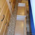 2017 Thor CHATEAU 31W Class-C, Full-Wall Slide-Out, Auto-Leveling, Low Miles-Thumbnail