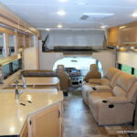 2017 Thor CHATEAU 31W Class-C, Full-Wall Slide-Out, Auto-Leveling, Low Miles-Thumbnail