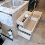 2018 CHATEAU 22B Class-C, By Thor Motor Coach, Low Miles, Slide-Out-Thumbnail