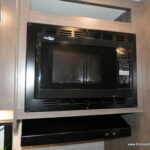 2025 Entegra ODYSSEY SE 22CF Class-C, Slide-Out, Low Miles-Thumbnail