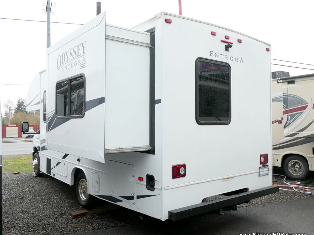2025 Entegra ODYSSEY SE 22CF Class-C, Slide-Out, Low Miles-Image