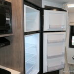 2025 Entegra ODYSSEY SE 22CF Class-C, Slide-Out, Low Miles-Thumbnail