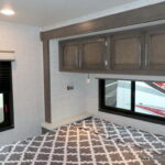 2025 Entegra ODYSSEY SE 22CF Class-C, Slide-Out, Low Miles-Thumbnail