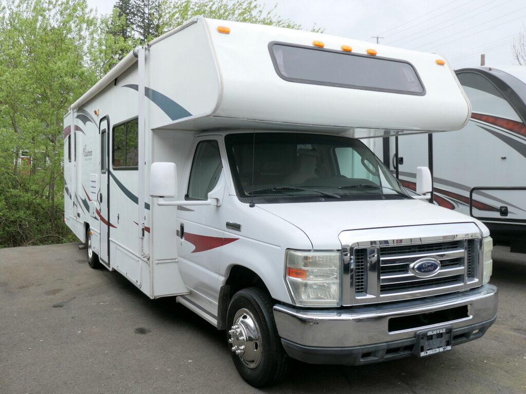 2012 Coachmen FREELANDER 29QB Class-C, Slide-Out, Sleeps-8-Image