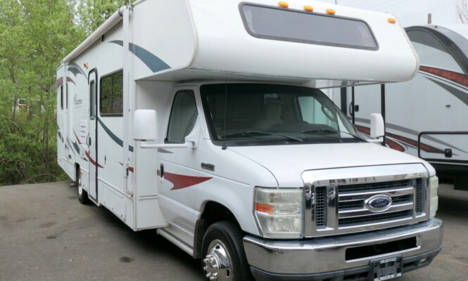 2012 Coachmen FREELANDER 29QB Class-C, Slide-Out, Sleeps-8-Image