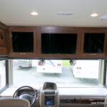 2014 BOUNDER 35K Class-A, By Fleetwood RV, 2-Slide-Outs, Full Body Paint, 1-1/2 Bath-Thumbnail