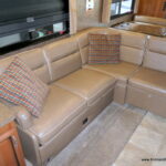 2014 BOUNDER 35K Class-A, By Fleetwood RV, 2-Slide-Outs, Full Body Paint, 1-1/2 Bath-Thumbnail