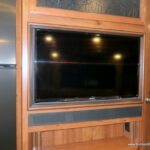 2014 BOUNDER 35K Class-A, By Fleetwood RV, 2-Slide-Outs, Full Body Paint, 1-1/2 Bath-Thumbnail