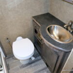 2016 Winnebago FORZA 34T Bus, 2-Slides, Full Paint, Cummins Diesel, Drop-Down Bed-Thumbnail