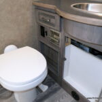 2016 Winnebago FORZA 34T Bus, 2-Slides, Full Paint, Cummins Diesel, Drop-Down Bed-Thumbnail