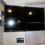 2016 Winnebago FORZA 34T Bus, 2-Slides, Full Paint, Cummins Diesel, Drop-Down Bed-Thumbnail