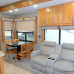 2017 Vanleigh VILANO 365RL 5th Wheel, 3-Slide-Outs, Spacious Interior-Thumbnail