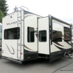 2017 Vanleigh VILANO 365RL 5th Wheel, 3-Slide-Outs, Spacious Interior-Thumbnail