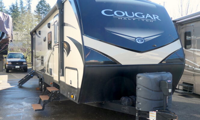 2019 COUGAR HALF-TON 26RBSWE Travel Trailer by Keystone RV, Slide-Out, Clean!-Image