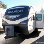 2019 COUGAR HALF-TON 26RBSWE Travel Trailer by Keystone RV, Slide-Out, Clean!-Thumbnail