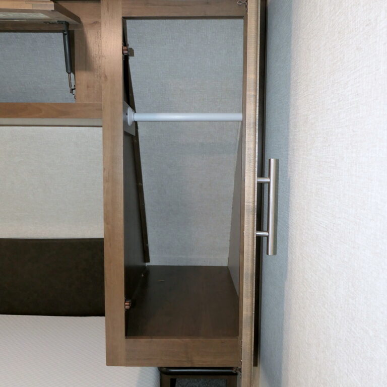 2019 COUGAR HALF-TON 26RBSWE Travel Trailer by Keystone RV, Slide-Out, Clean!-Image