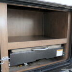 2019 COUGAR HALF-TON 26RBSWE Travel Trailer by Keystone RV, Slide-Out, Clean!-Thumbnail