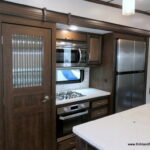 2020 Heartland BIG COUNTRY 3560SS 5th Wheel, 4-Slide-Outs, Elite Package!-Thumbnail