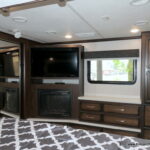 2020 Heartland BIG COUNTRY 3560SS 5th Wheel, 4-Slide-Outs, Elite Package!-Thumbnail