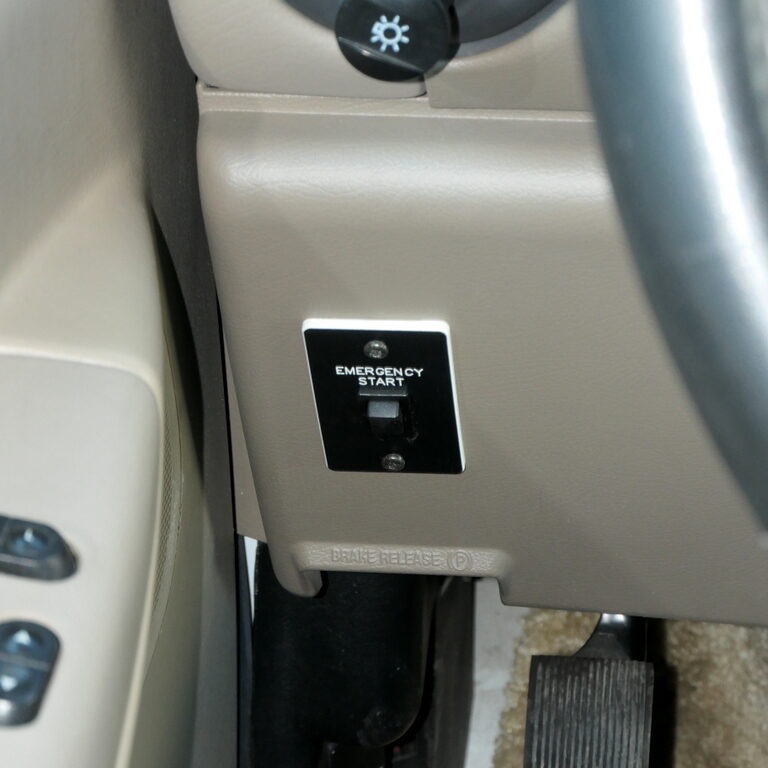 2009 SIESTA 21BC Class-B+ by Four Winds, Ford V-8, Low Miles!-Image