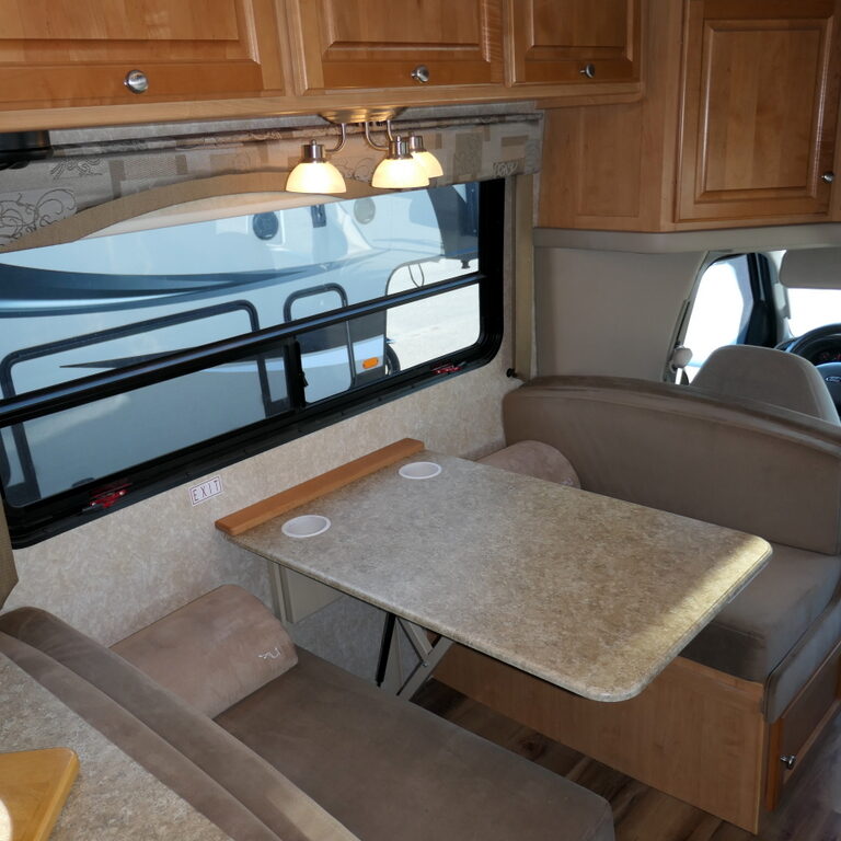 2009 SIESTA 21BC Class-B+ by Four Winds, Ford V-8, Low Miles!-Image