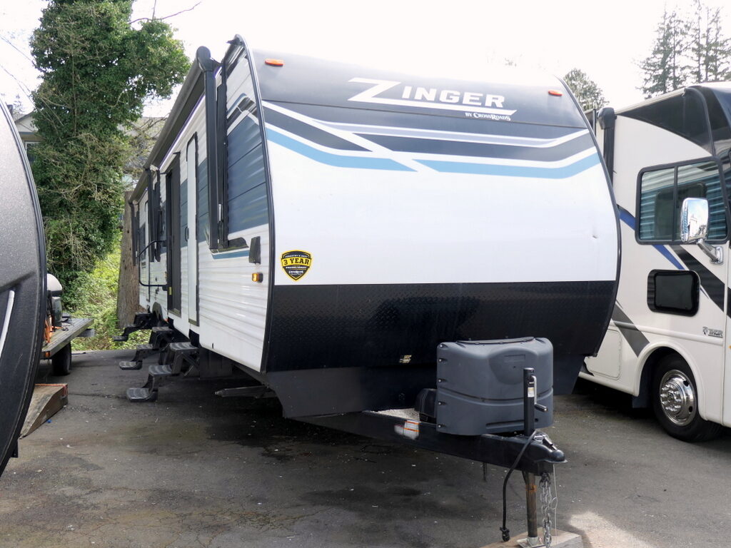 2024 CrossRoads ZINGER 390DB Travel Trailer, Two Bed-Two Bath, 3-Slide-Outs-Image
