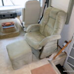 2002 Fleetwood SOUTHWIND 32V Class-A, Slide-Out, 5.5K Generator-Thumbnail