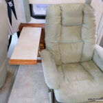 2002 Fleetwood SOUTHWIND 32V Class-A, Slide-Out, 5.5K Generator-Thumbnail