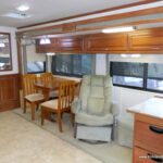 2002 Fleetwood SOUTHWIND 32V Class-A, Slide-Out, 5.5K Generator-Thumbnail