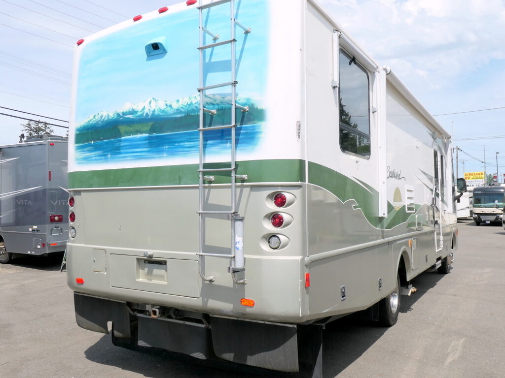 2002 Fleetwood SOUTHWIND 32V Class-A, Slide-Out, 5.5K Generator-Image