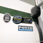 2002 Fleetwood SOUTHWIND 32V Class-A, Slide-Out, 5.5K Generator-Thumbnail