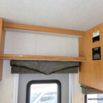 2003 Fleetwood FLAIR 33R Class-A, 2-Slide-Outs, Very LOW Miles-Thumbnail