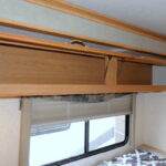 2003 Fleetwood FLAIR 33R Class-A, 2-Slide-Outs, Very LOW Miles-Thumbnail